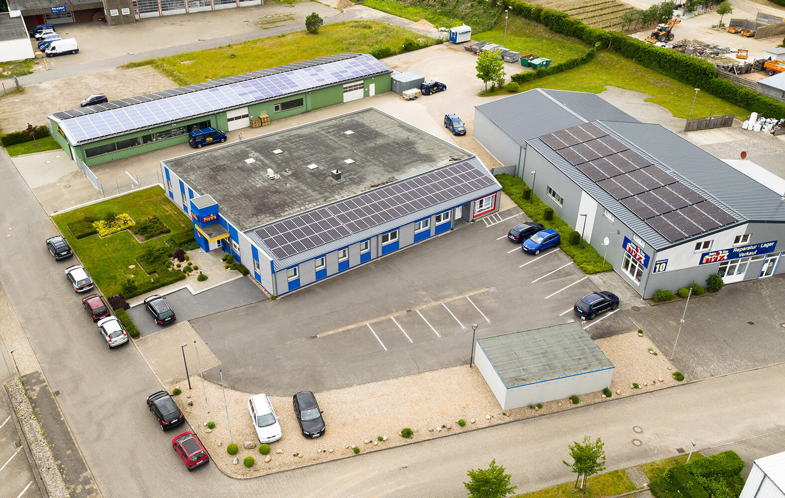 Luftaufnahme des Betriebsgeländes von Elektro Brix